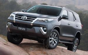 Toyota Fortuner Crusade (AN160) (AU) '2015